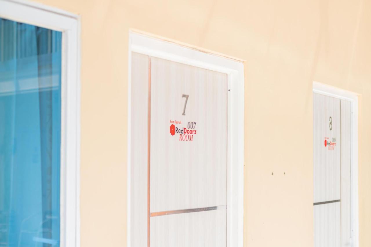 Hotel Reddoorz Syariah At Winong Nganjuk Extérieur photo