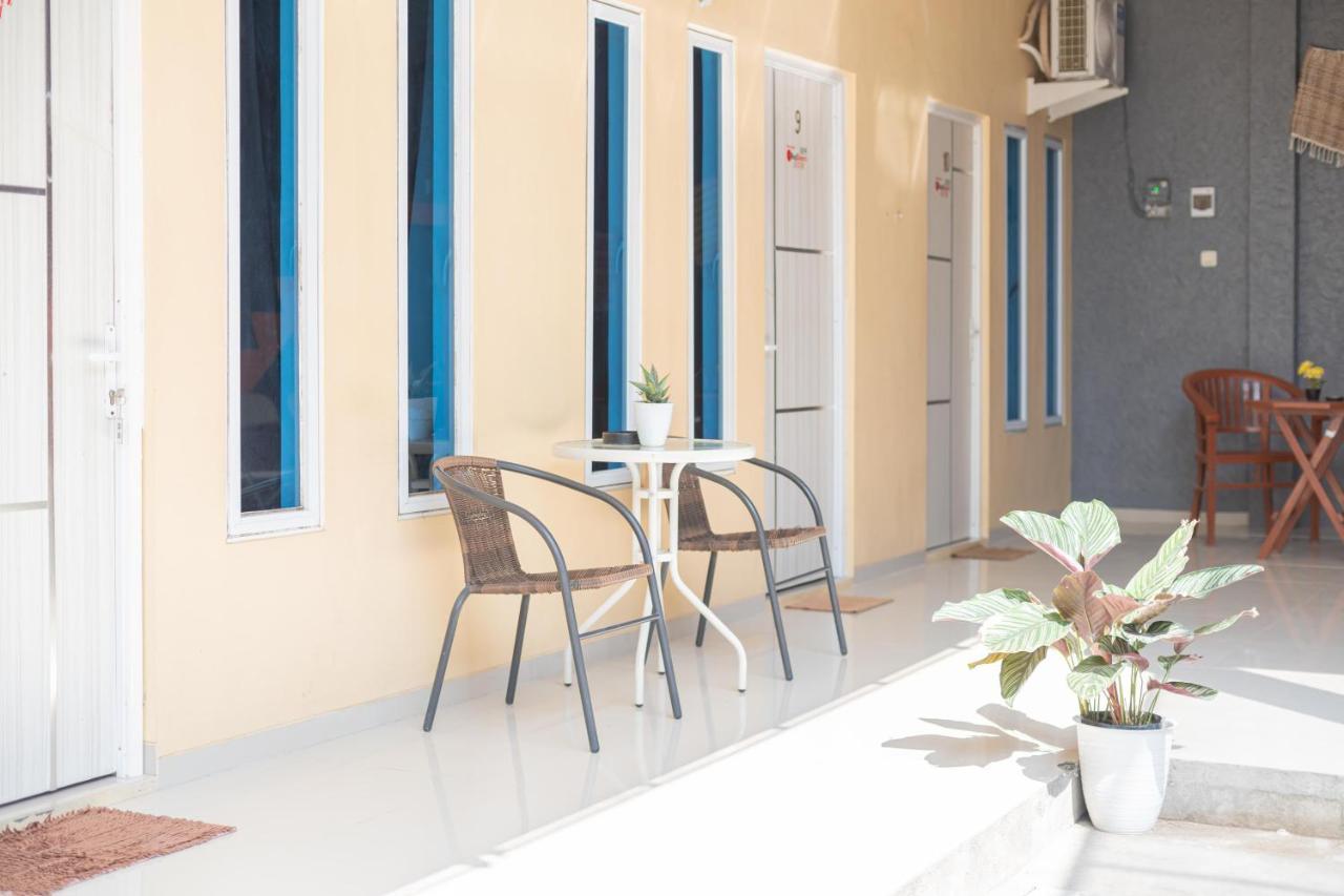 Hotel Reddoorz Syariah At Winong Nganjuk Extérieur photo