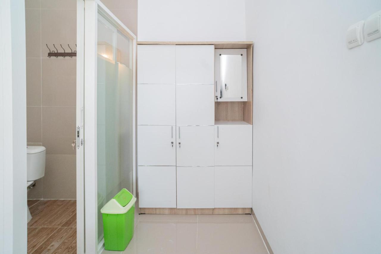 Hotel Reddoorz Syariah At Winong Nganjuk Extérieur photo